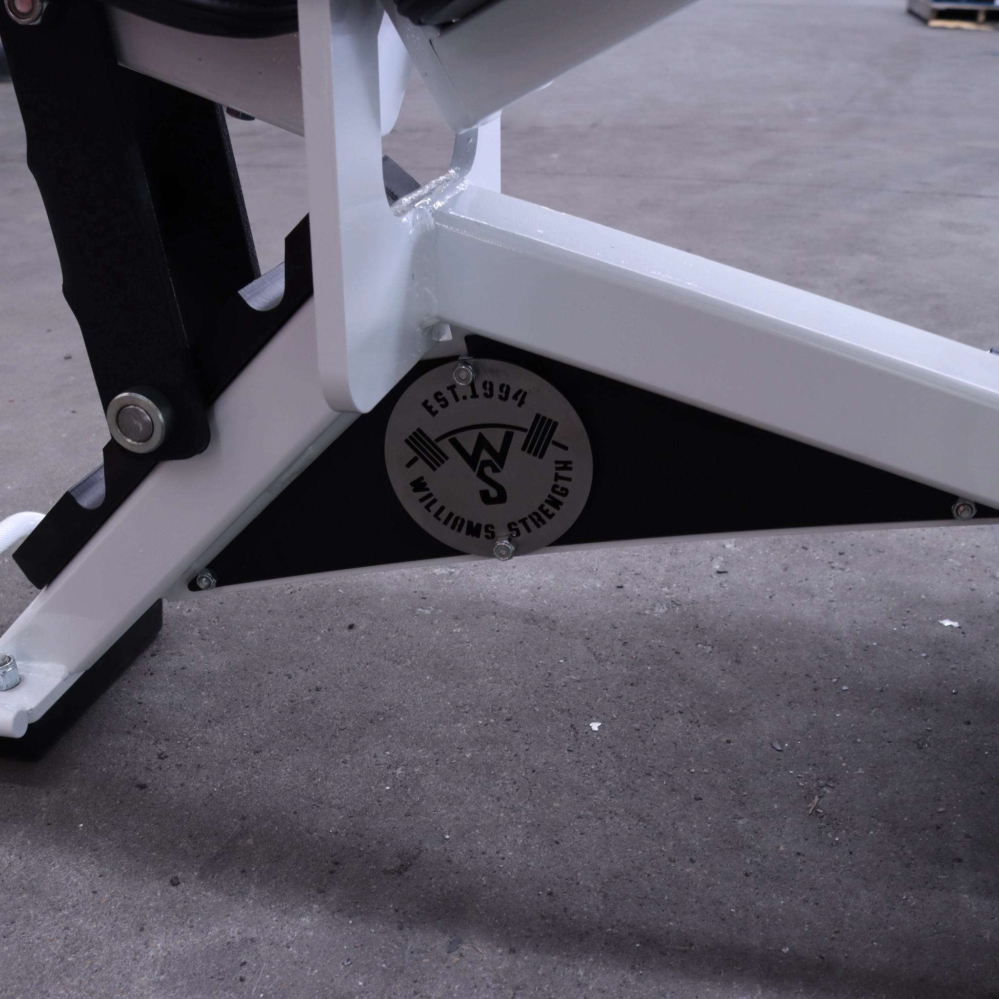 [WS] Signature Bench – Spotter Steps