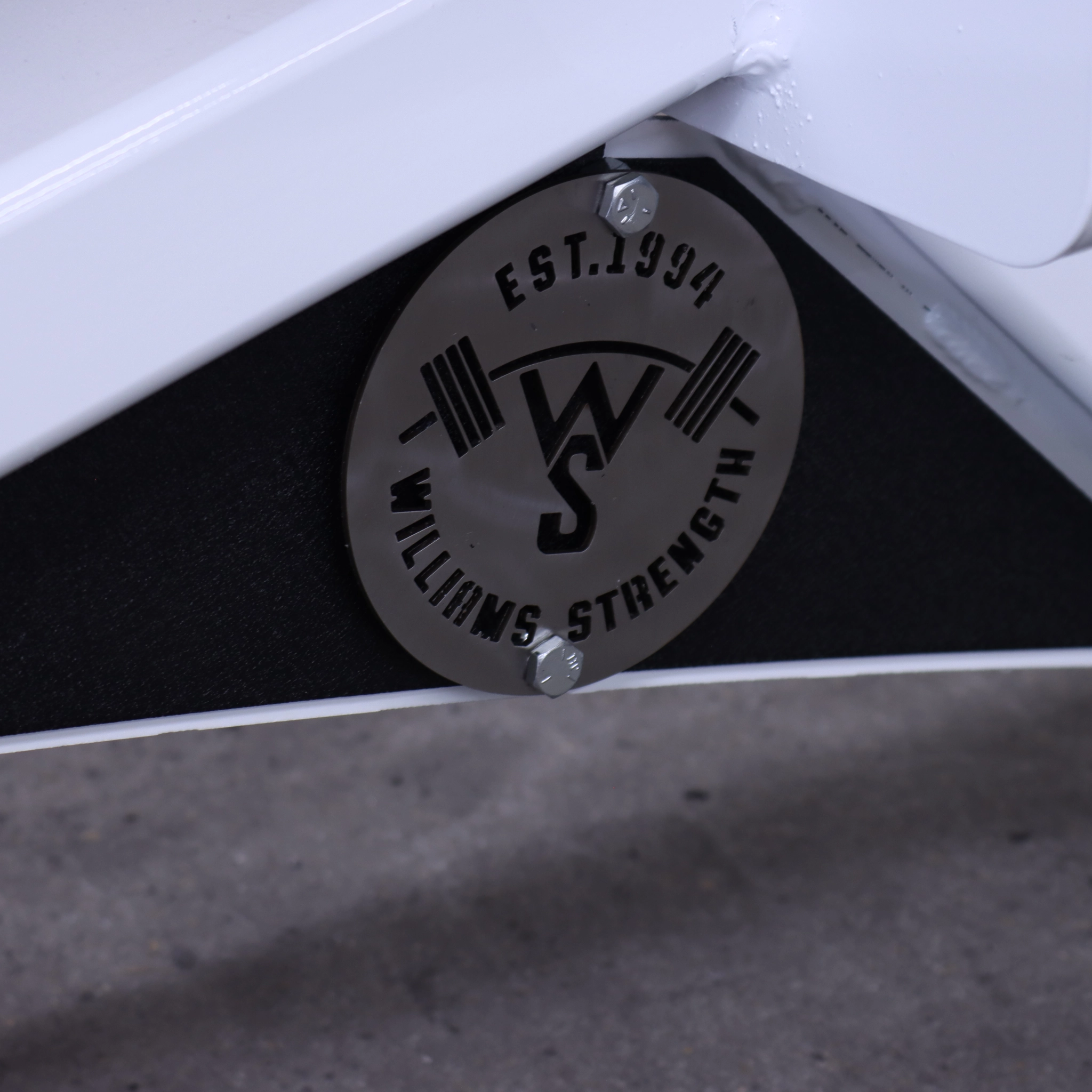 [WS] Signature Bench – Spotter Steps