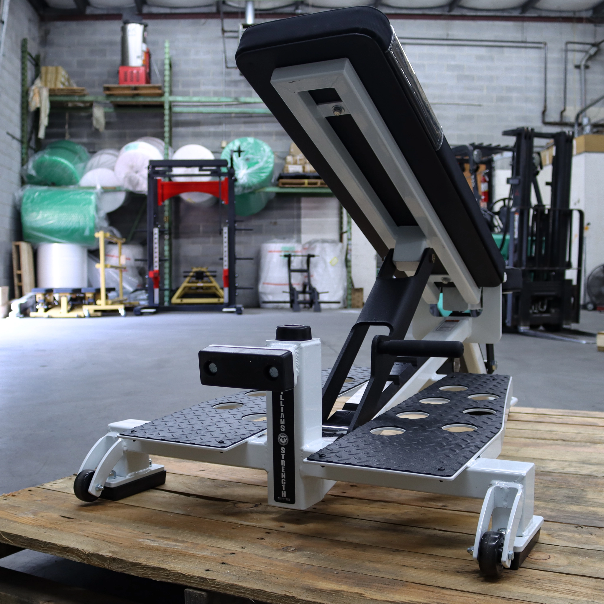 [WS] Signature Bench – Spotter Steps